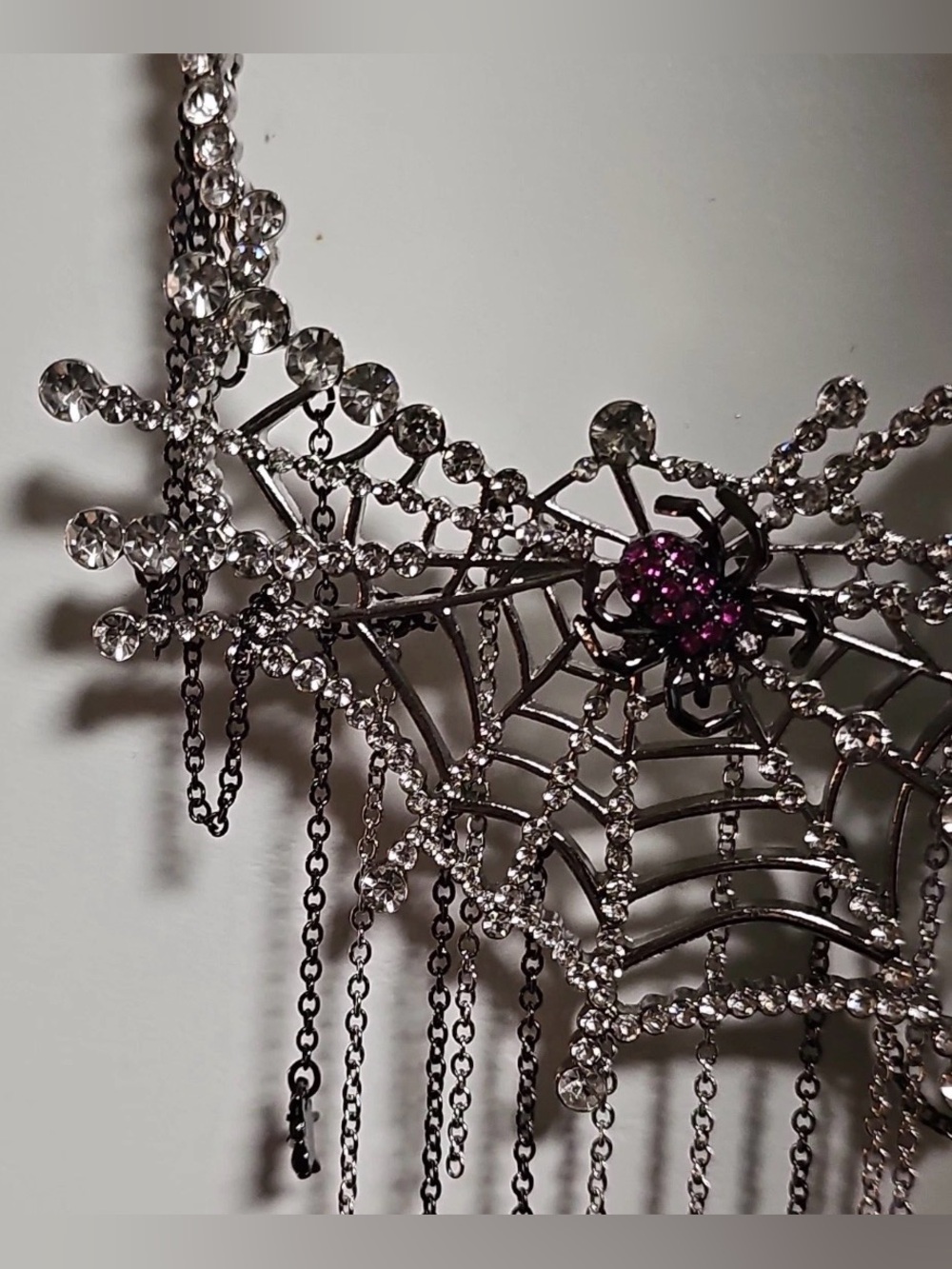 BETSEY JOHNSON Halloween Crystal-Studded Web with Dangling Spiders Necklace NWT - Picture 12 of 16